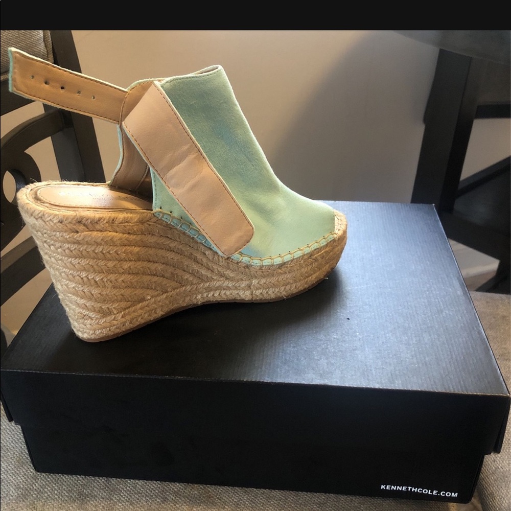 Kenneth Cole women heels